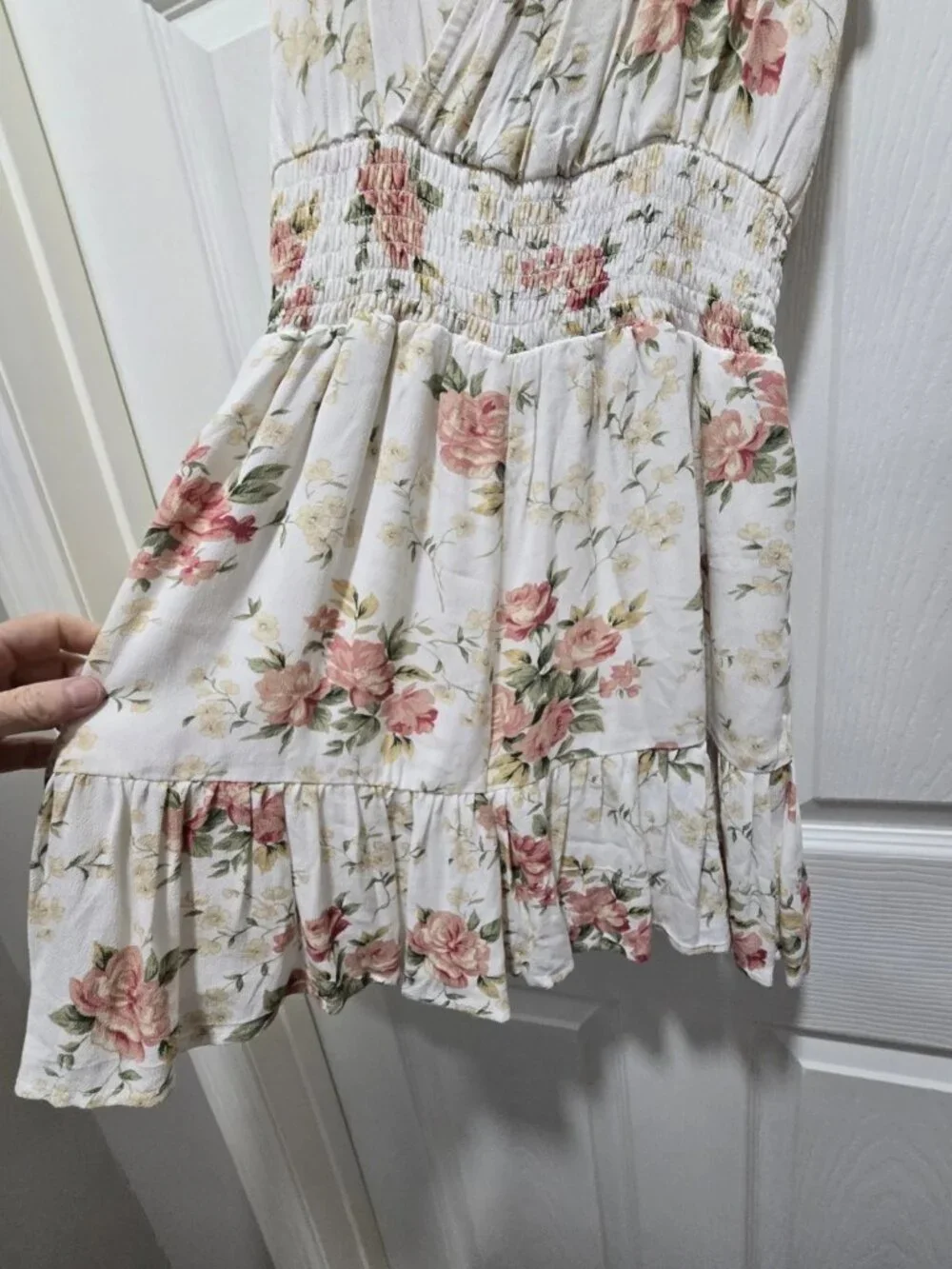 American Eagle Womens Romper S Floral Smocked V-Neck Sleeveless Ruffle Lined